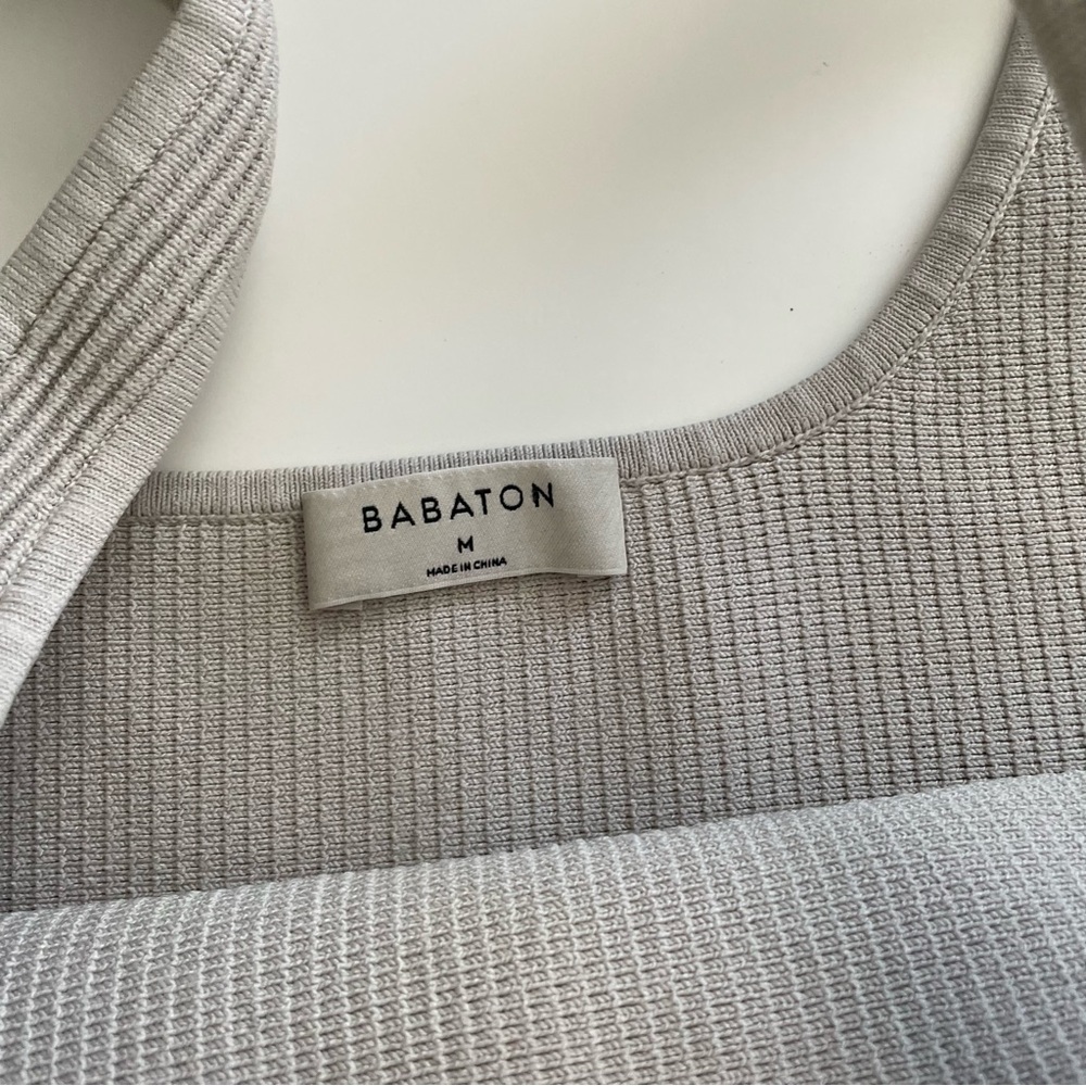 Babaton Sculpt Knit Tank Squareneck Ribbed Top Cropped Crop Shirt Light Grey - Picture 5 of 7
